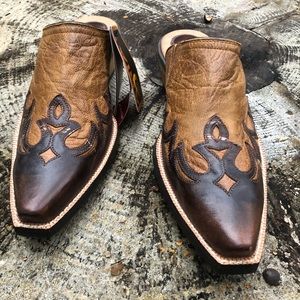 Ariat Scarlette Mules Western Slide Snip Toe 7B